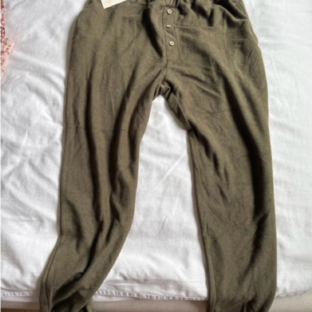 Rylee + Cru Olive Green Knit Track Joggers